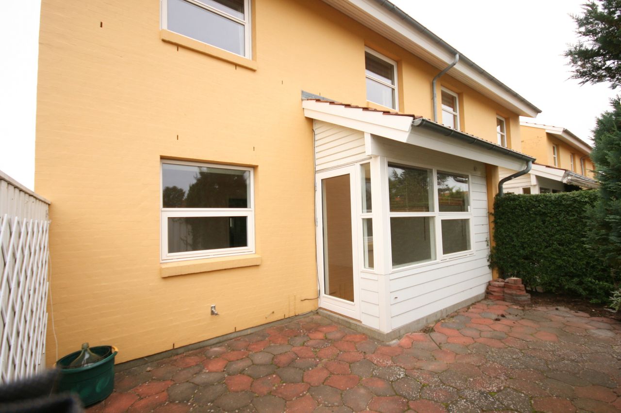 image 02